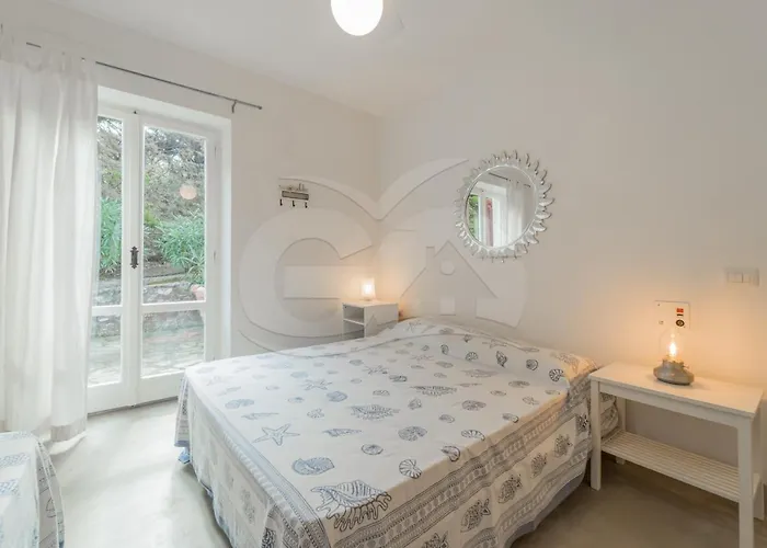 Villino La Cicala - Goelba 아파트